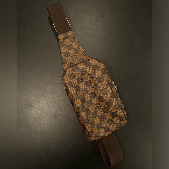 Louis Vuitton Geronimos Waist/Bum Bag Damier Canvas w/Red Interior - Picture 1 of 7